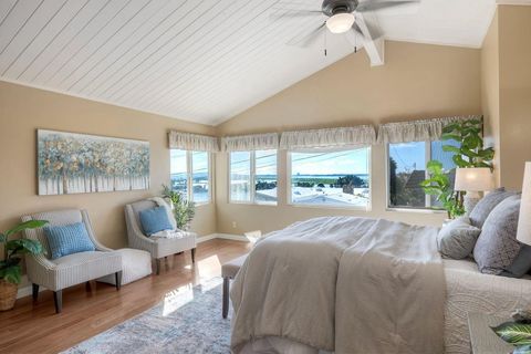 Photo of 2935 Lloyd St, San Diego, CA 92117 (MLS # 260004759)