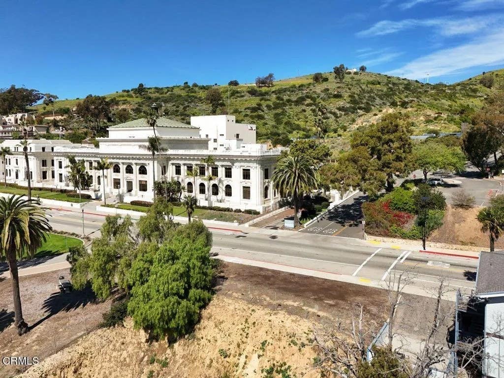 Photo of 0 Poli, Ventura, CA 93001 (MLS # V1-35235)
