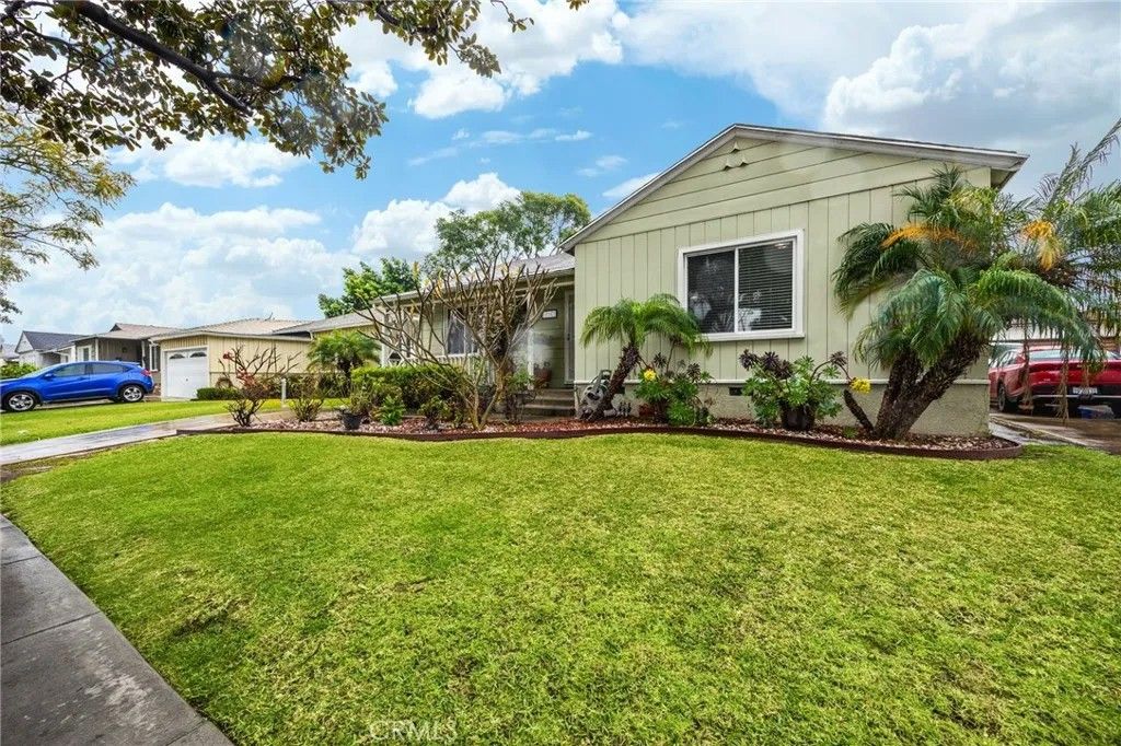 Photo of 2902 Del Amo, Lakewood, CA 90712 (MLS # PW26034501)