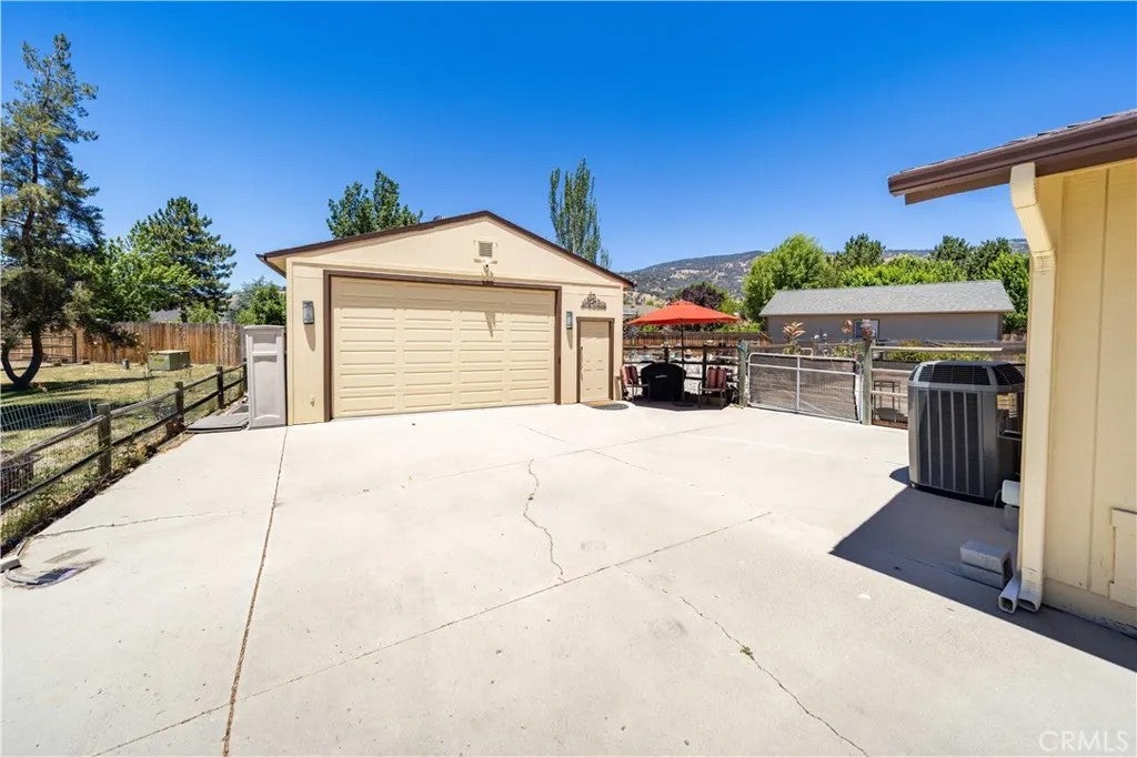 29381 Fawn Way