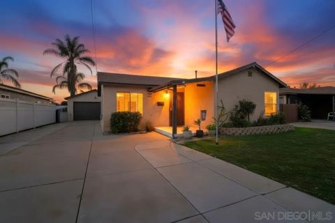 Photo of 602 Claydelle Ave, El Cajon, CA 92020 (MLS # 250045006)