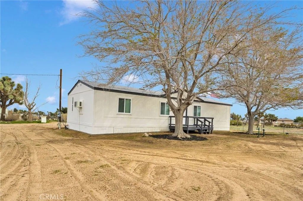 Photo of 6450 Maricopa Road, Phelan, CA 92371 (MLS # HD26004525)