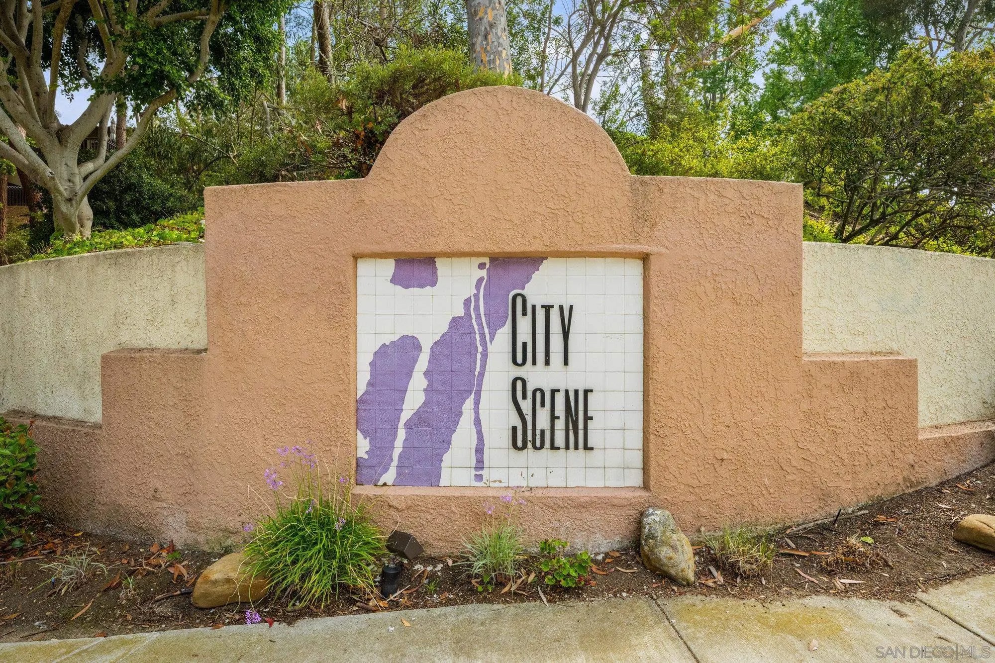 7283 Camino Degrazia 11