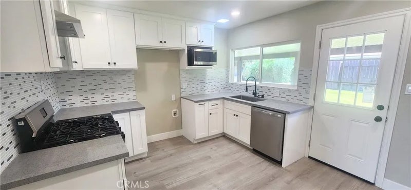 360 E Rancho