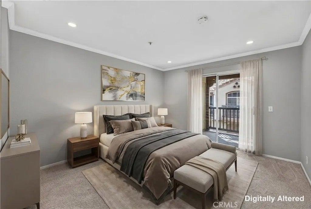 2800 Keller 70