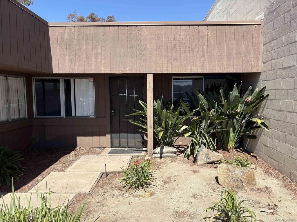 Photo of 1320 Hill St, El Cajon, CA 92020 (MLS # 260011765)