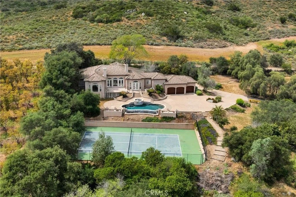 Photo of 3013 Olive Hill, Fallbrook, CA 92028 (MLS # OC26070849)