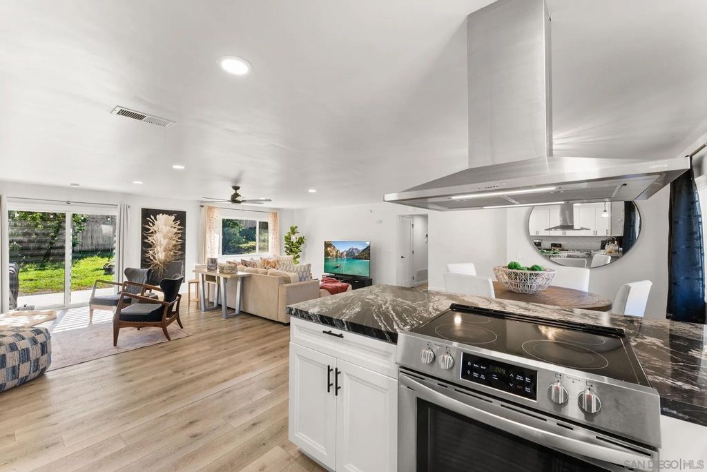 Photo of 2025 W El Norte Pkwy, Escondido, CA 92026 (MLS # 260006041)