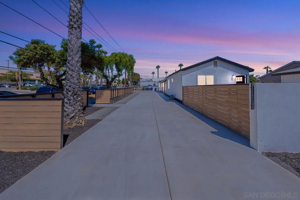 Photo of 622-26 I St, Chula Vista, CA 91910 (MLS # 250039626)