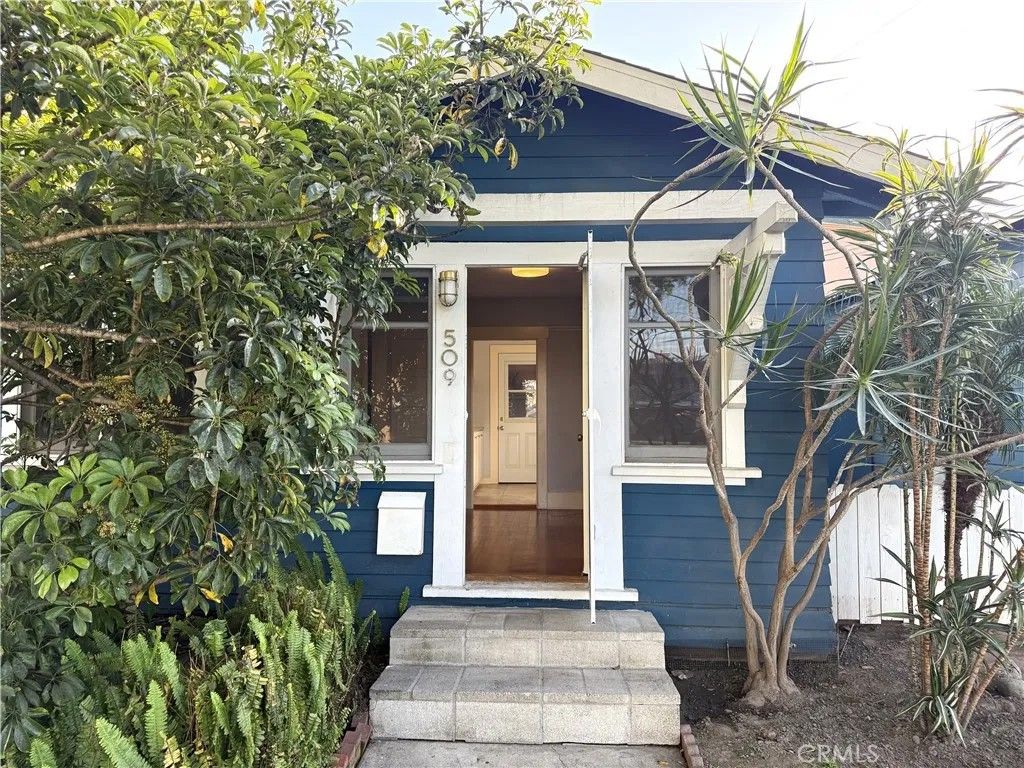 Photo of 509 Electric Avenue, Seal Beach, CA 90740 (MLS # PW26076086)