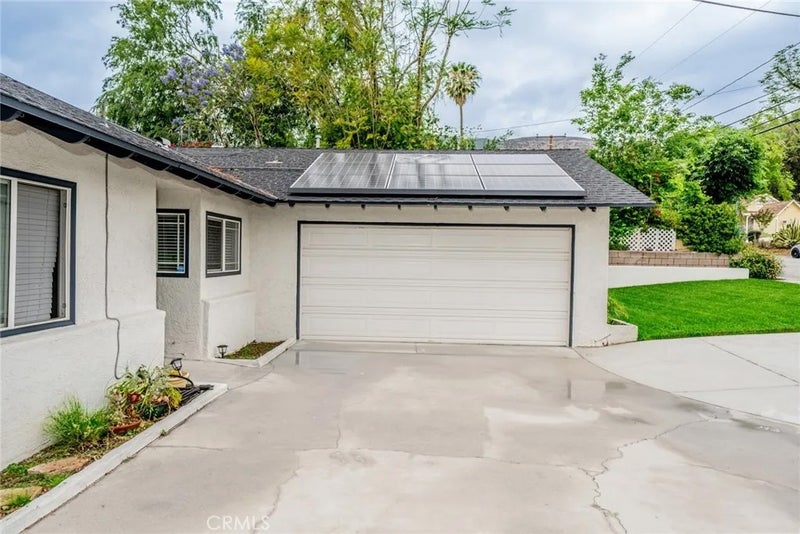5312 N Mountain View