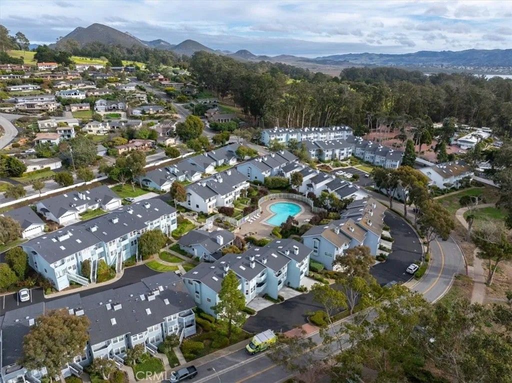 Photo of 163 Sandpiper Ln, Morro Bay, CA 93442 (MLS # NS26013538)