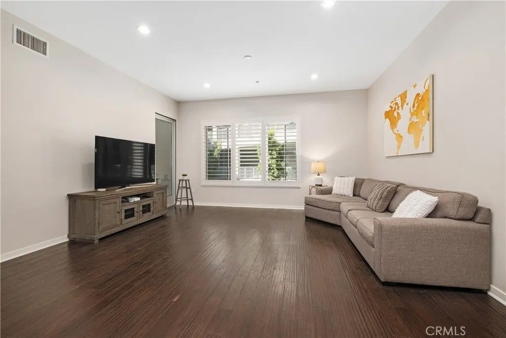 Photo of 21 Gramercy #202, Irvine, CA 92612 (MLS # OC26076589)