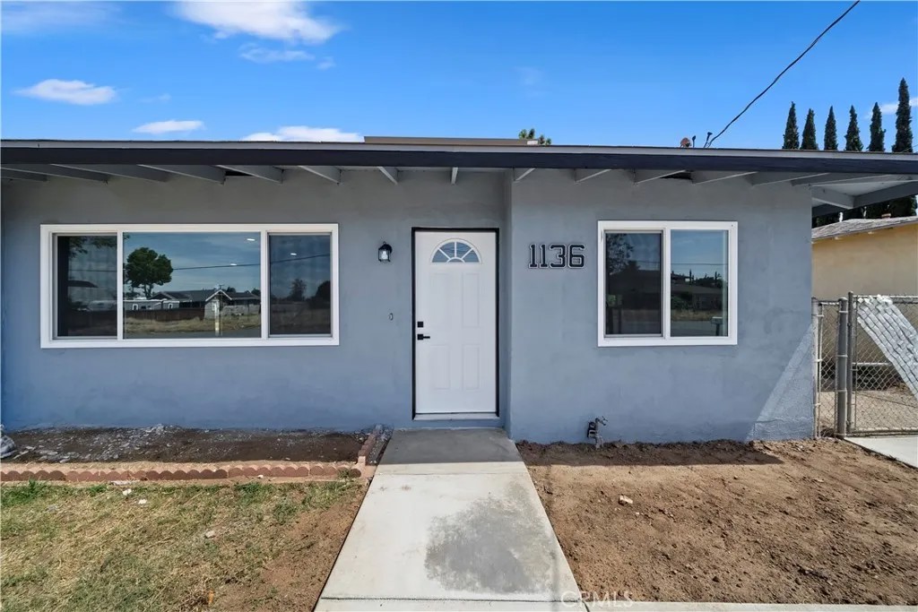 1136 E 12th