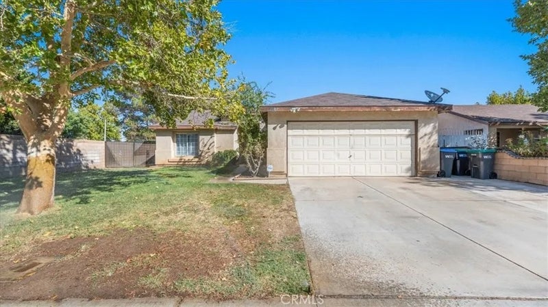 2507 E Avenue J14
