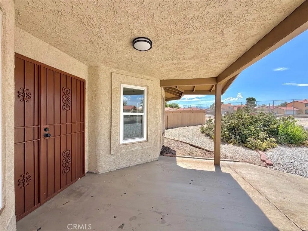 14409 Riverside