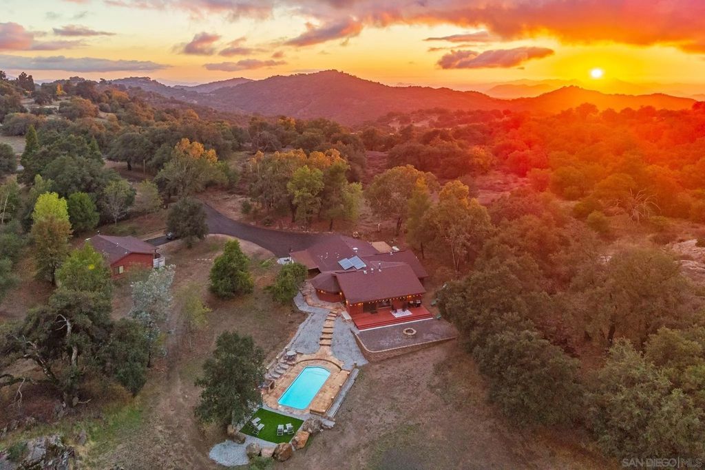 Photo of 3280 Black Oak Lane, Julian, CA 92036 (MLS # 260004850)