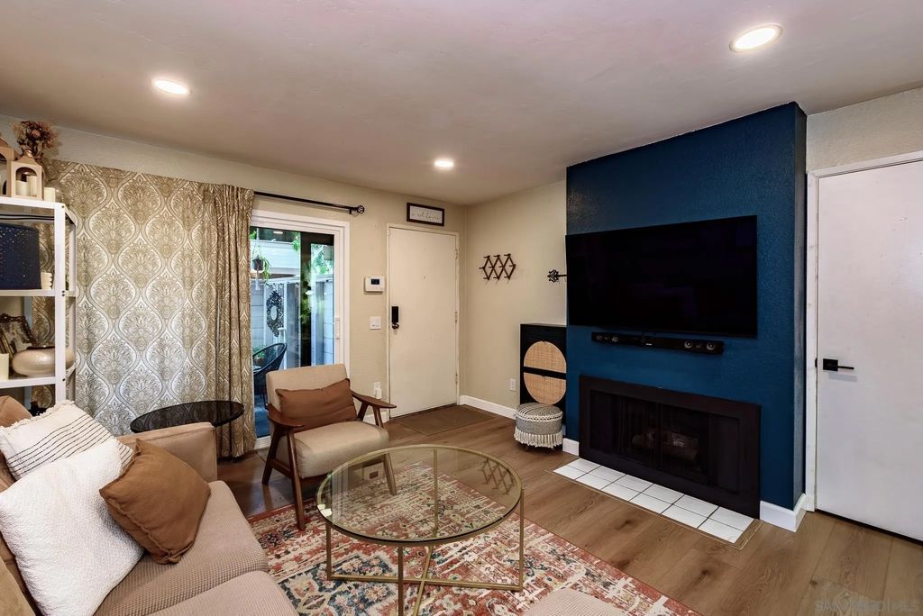 Photo of 9149 Village Glen #179, San Diego, CA 92123 (MLS # 260010043)