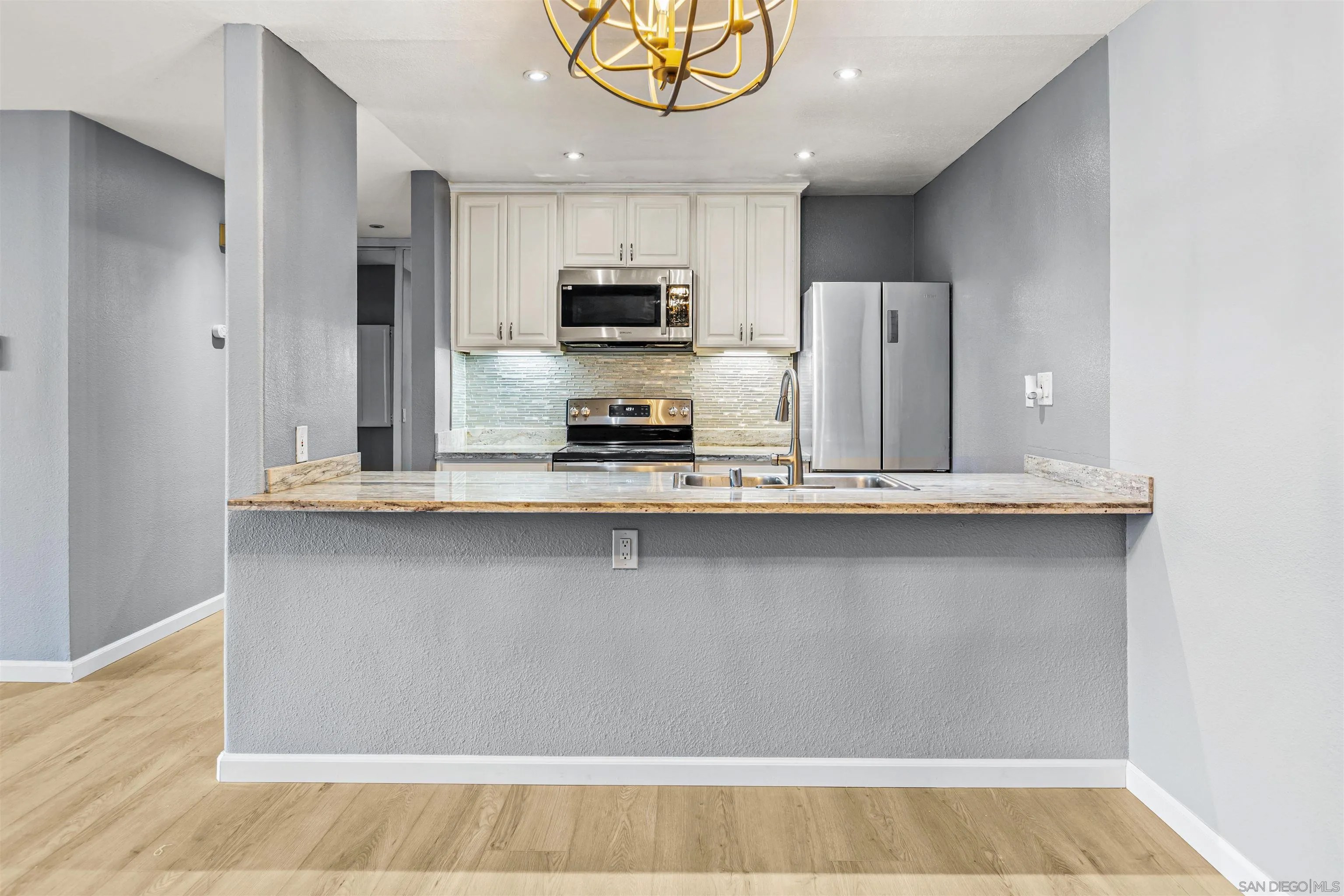 8324 Regents Rd Unit 1B