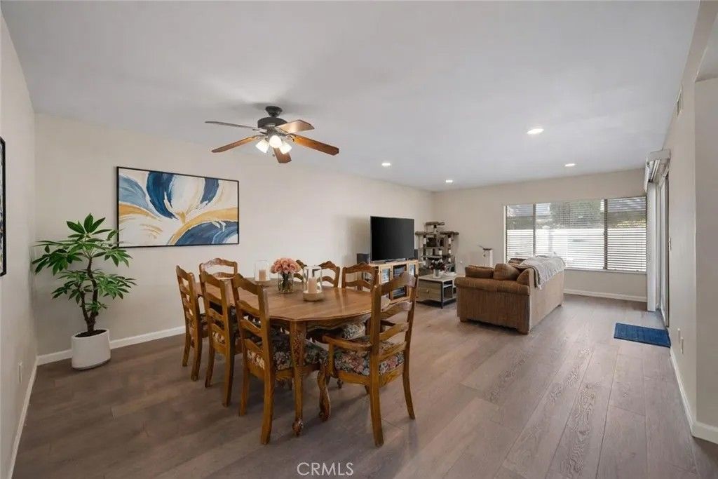 Photo of 18515 Mayall Street #J, Northridge, CA 91324 (MLS # SR26037269)