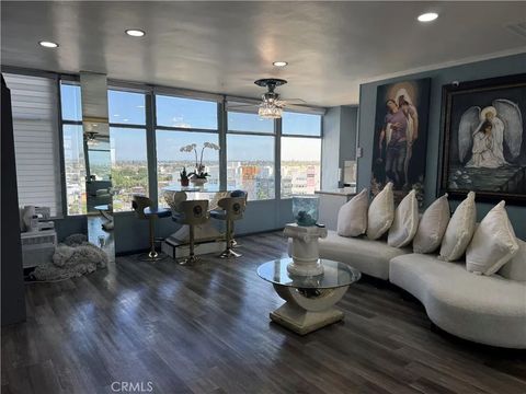 Photo of 100 Atlantic Avenue #1012, Long Beach, CA 90802 (MLS # RS26013356)