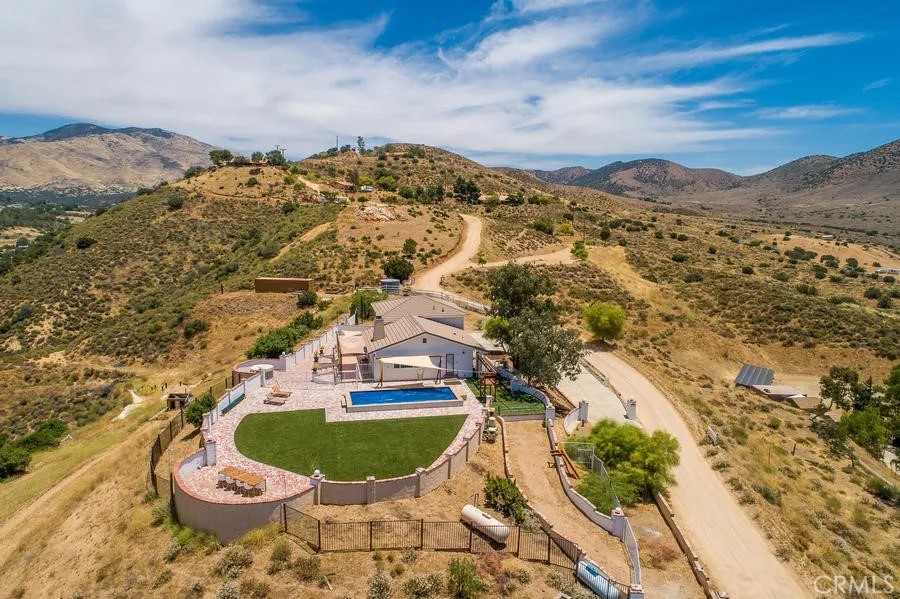 9175 Yucca Hills