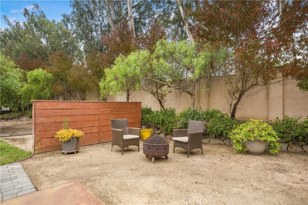 2555 Laurie Way