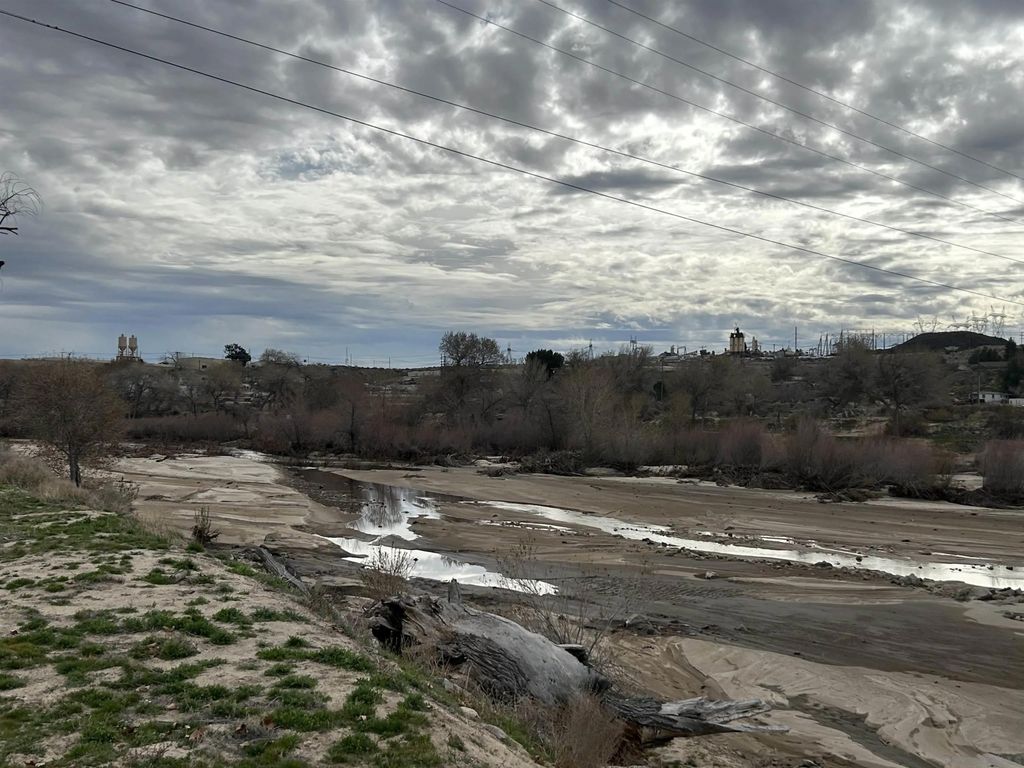 Photo of 17930 National Trails Hwy, Oro Grande, CA 92368 (MLS # 260009716)