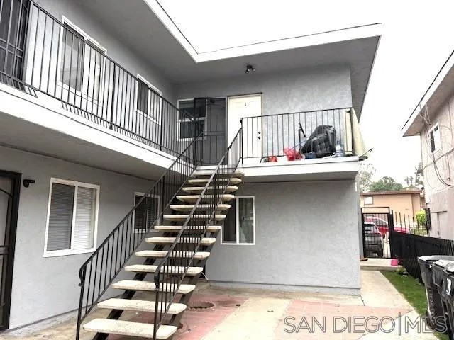 5436-4 Imperial Ave
