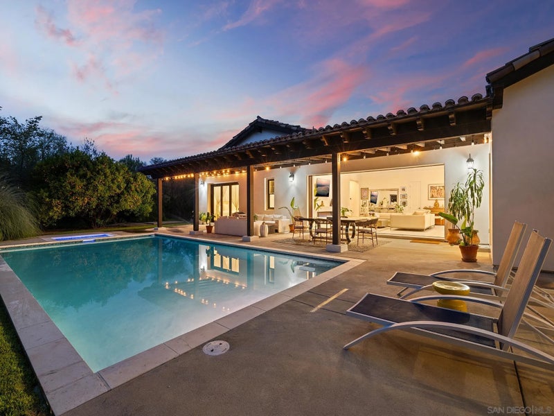 16947 AVENIDA LUIS
