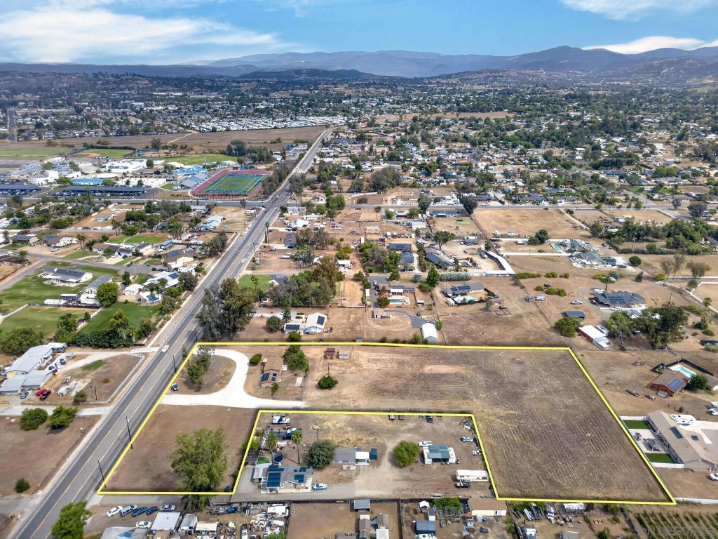 Photo of 1448 San Vicente Rd, Ramona, CA 92065 (MLS # 260021026)