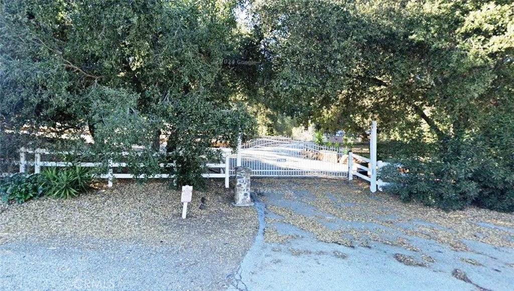 44775 De Luz Rd