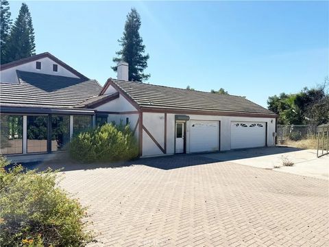 44775 De Luz Rd Temecula CA 92590