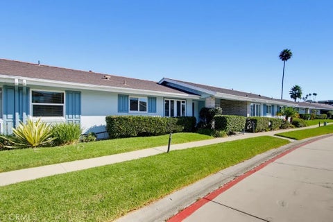 Photo of 3615 Vista Bella #35, Oceanside, CA 92057 (MLS # SW26217180)