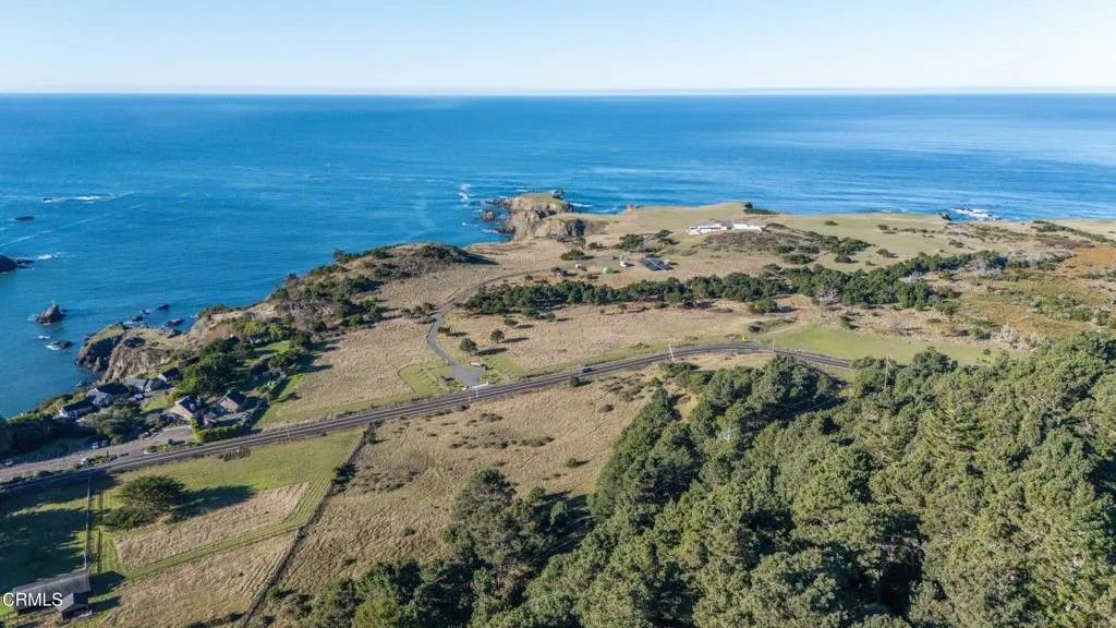 Photo of 4150 California 1, Albion, CA 95410 (MLS # C1-11227)