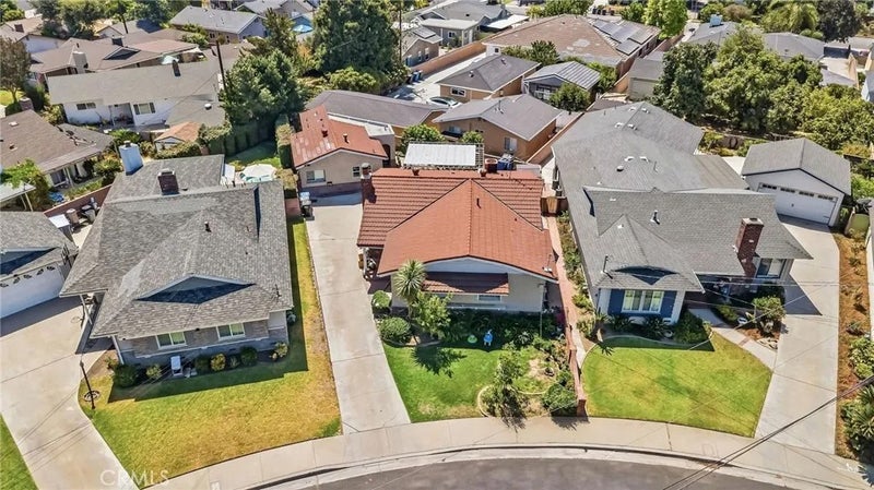 10220 Randwick Drive