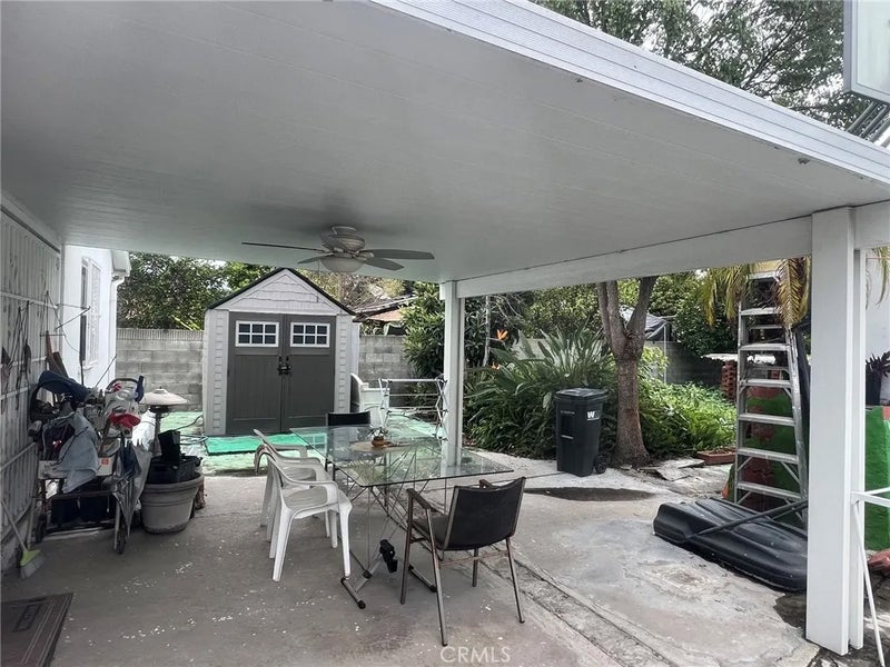 4410 Center Street