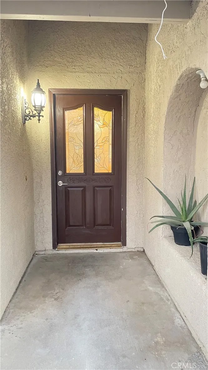 14425 Manzano