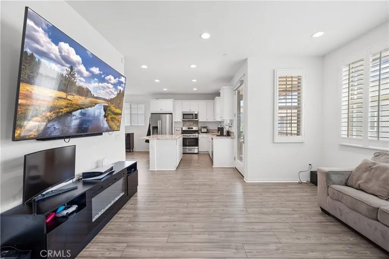 15977 Main