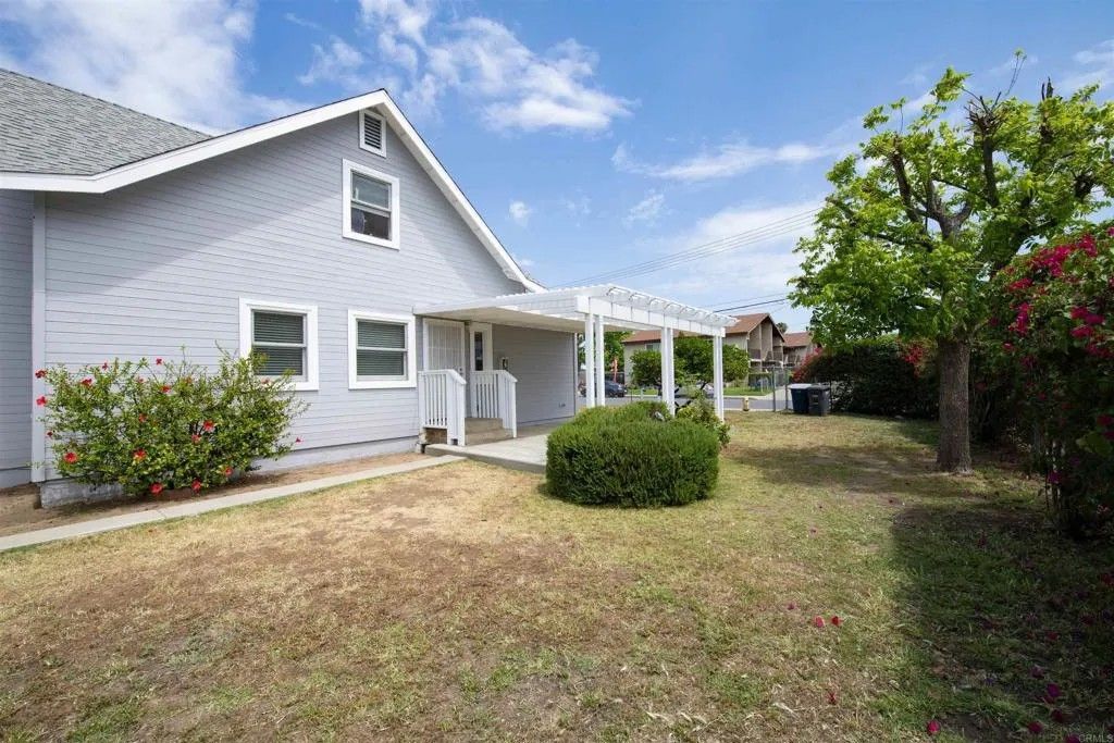 Photo of 405 N Juniper Street, Escondido, CA 92025 (MLS # NDP2604350)