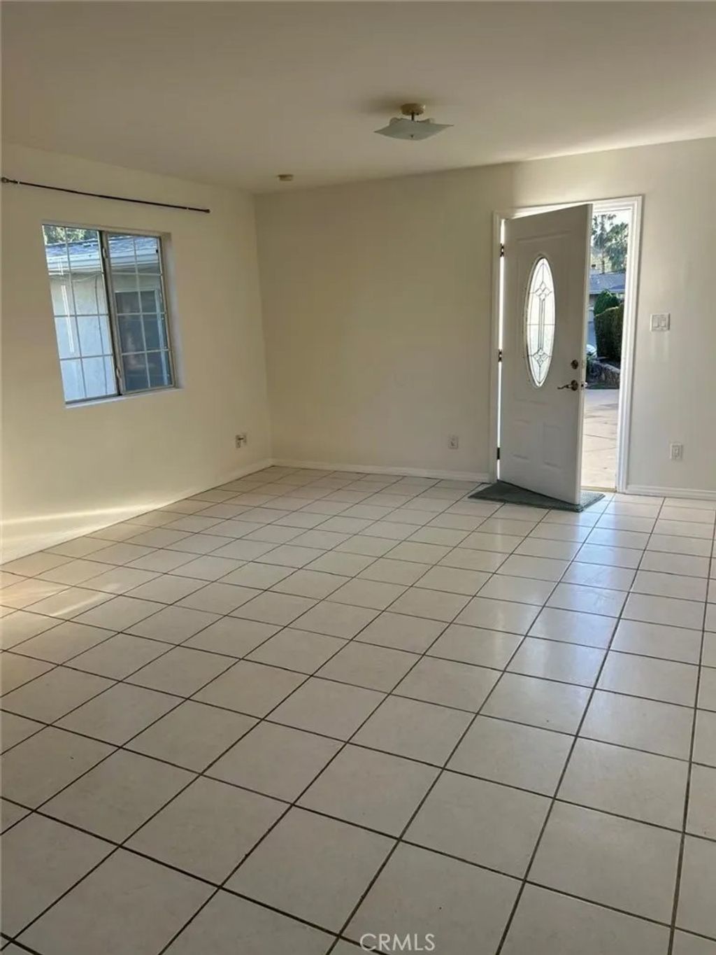 Photo of 17109 Aviva Court, Granada Hills, CA 91344 (MLS # SR25279746)