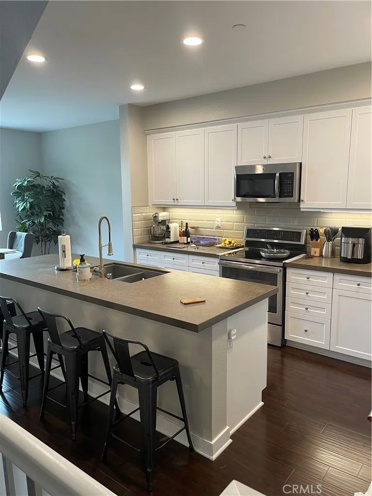 535 W Foothill Boulevard 102