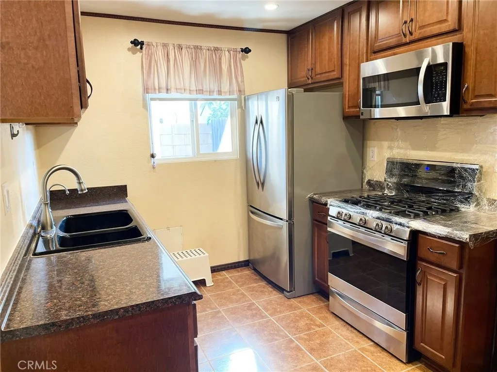 12828 Ramona 28