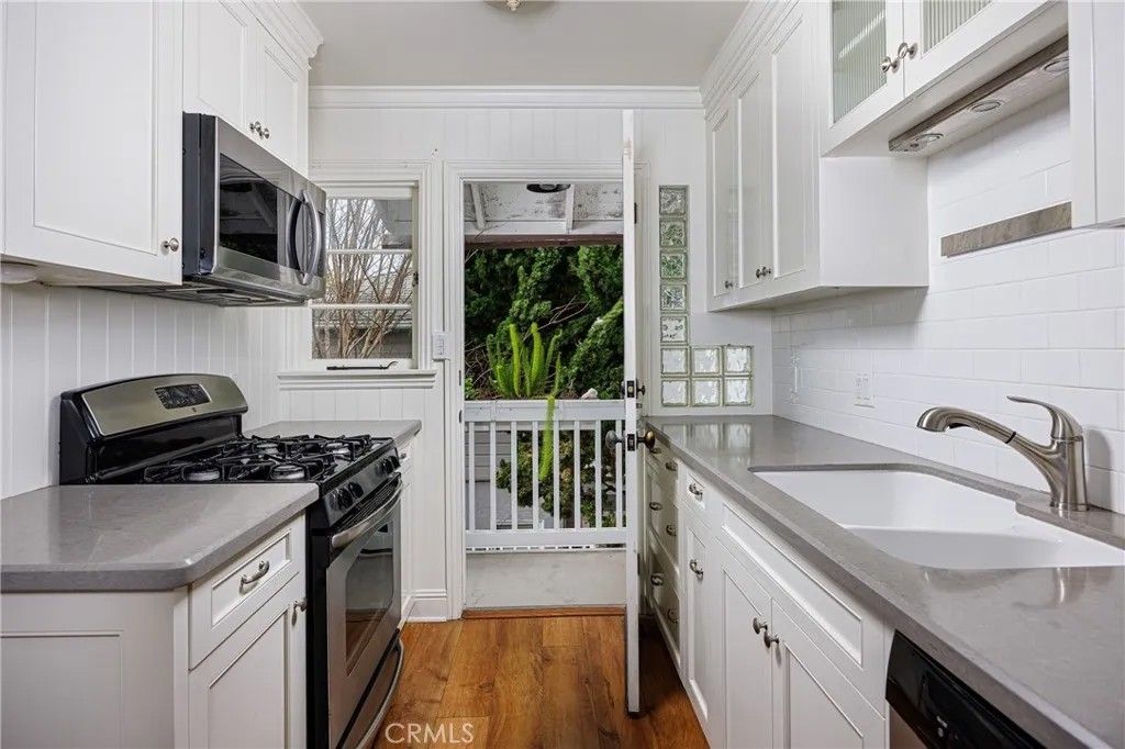 Photo of 453 Cypress Drive #B, Laguna Beach, CA 92651 (MLS # LG26031590)