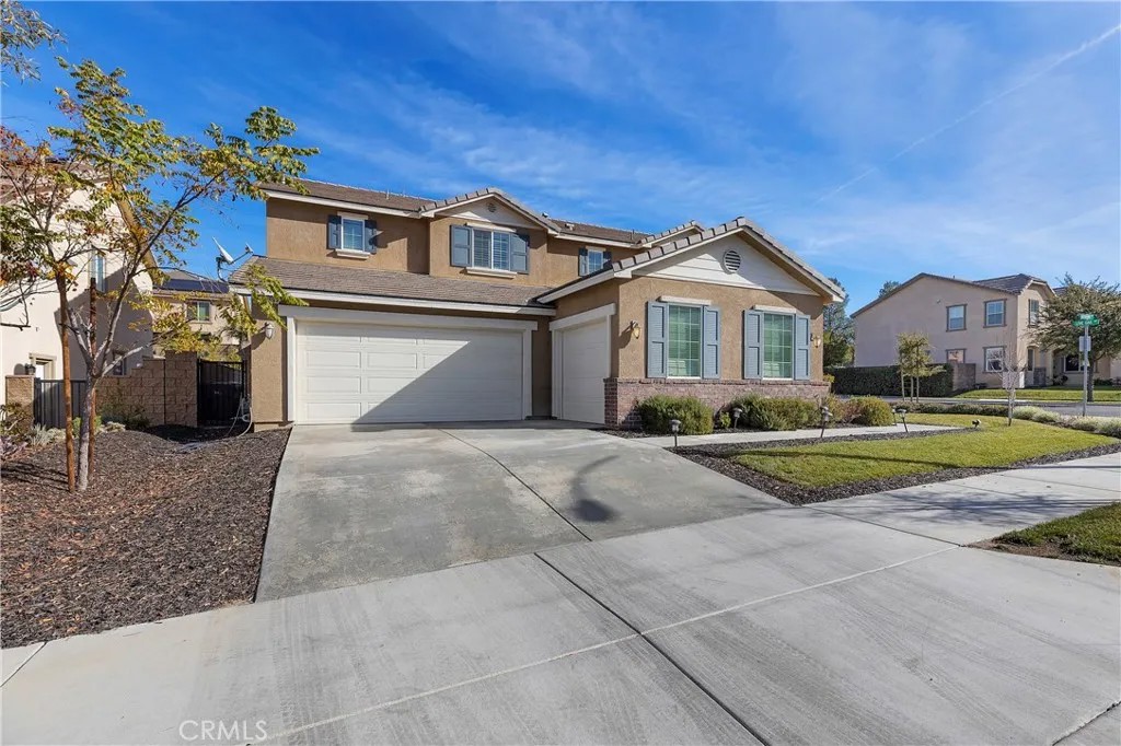 25694 Red Hawk Road