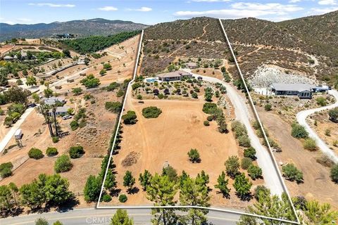 38193 Via Huerta Murrieta CA 92562