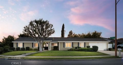 Photo of 1032 Saint John Place, North Tustin, CA 92705 (MLS # PW26048526)