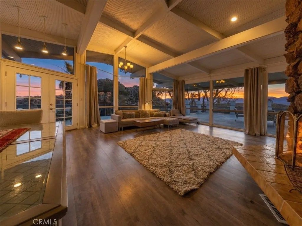 Photo of 16822 Glenfall Avenue, Palmdale, CA 93591 (MLS # SR25279897)