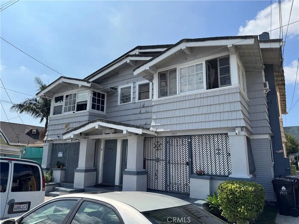 Photo of 1935 Arapahoe, Los Angeles, CA 90007 (MLS # SR26015427)