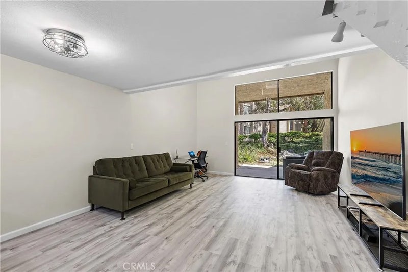 4900 E Chapman 8